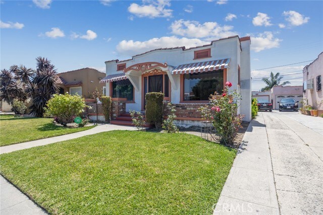 Foto del edificio - 5817 Haas Ave