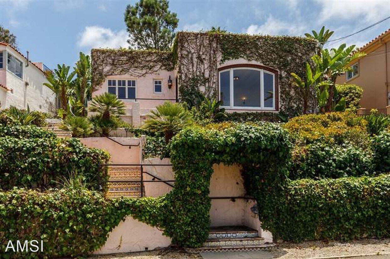 Primary Photo - 3 br, 2 bath House - 1827 Amalfi St La Jolla