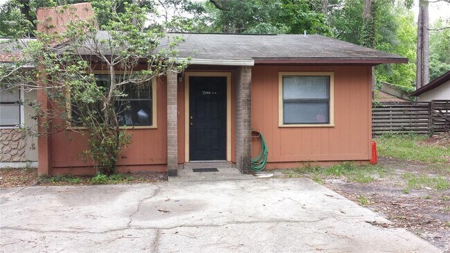 Building Photo - 7016 SW 18th Pl