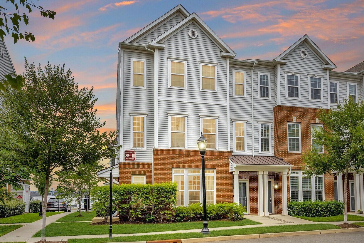 Foto principal - 109 Wesmont Drive