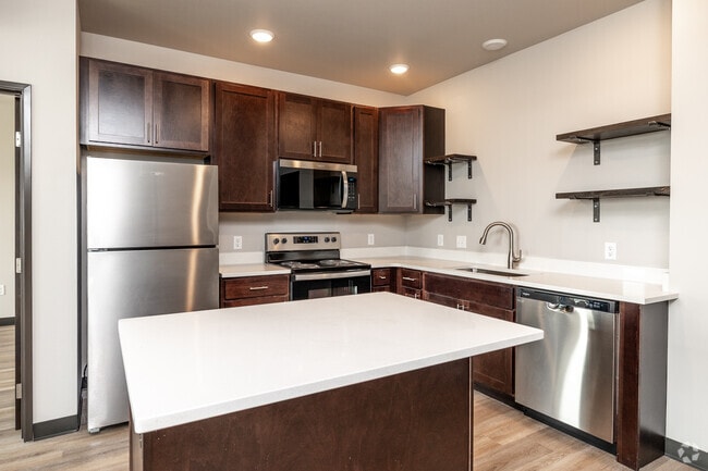 2BR, 2BA - 958SF - Kitchen - Brick Towne at Kettlestone