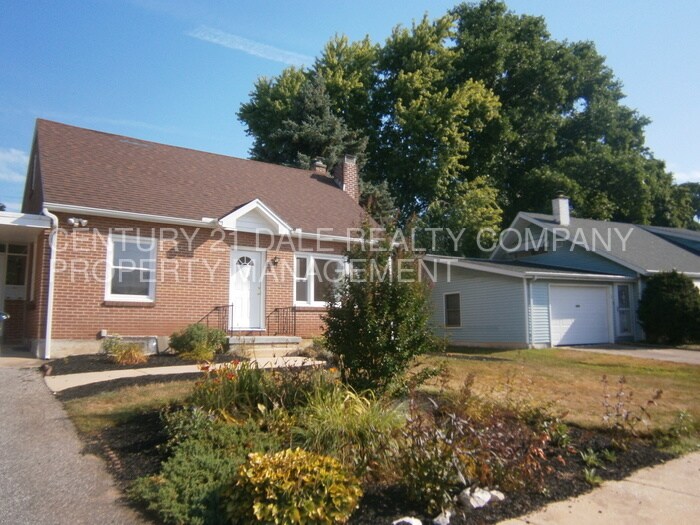 Primary Photo - 733 Gunnison Rd