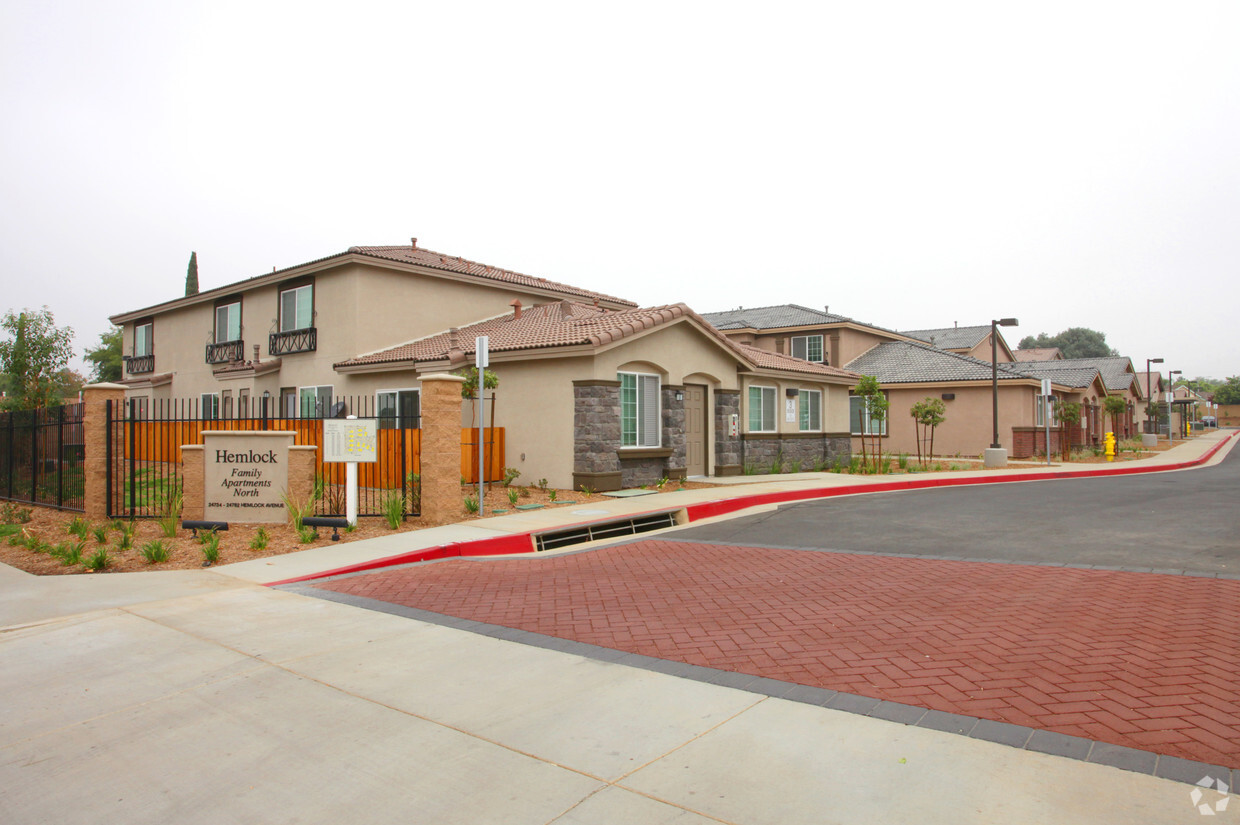 Primary Photo - Hemlock Family Apartments North