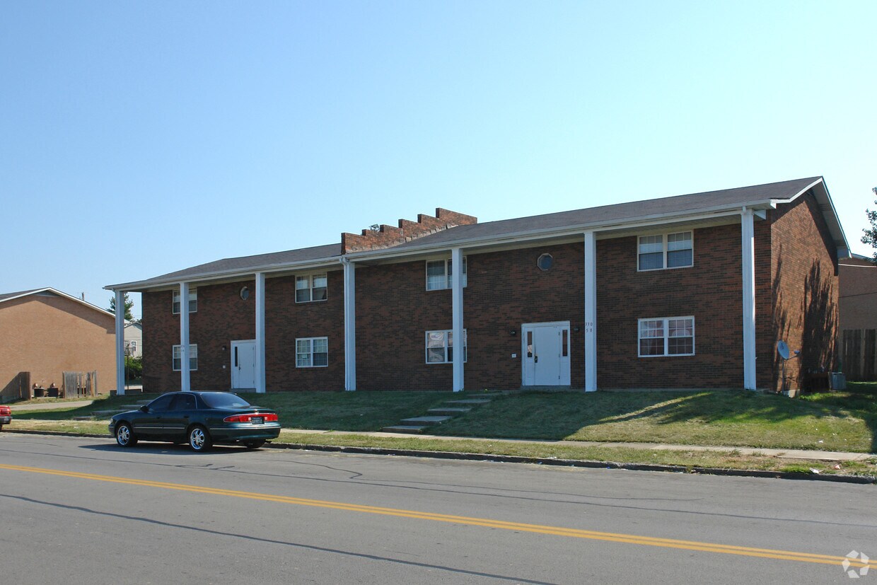 Primary Photo - 330 Codell Dr