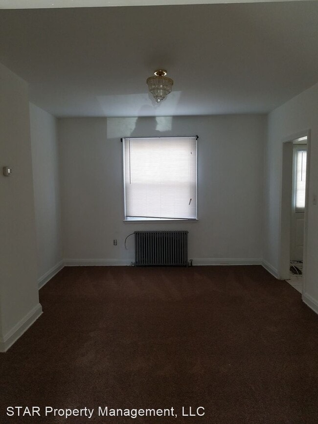 Building Photo - 3 br, 1 bath House - 4707 Wrenwood Avenue