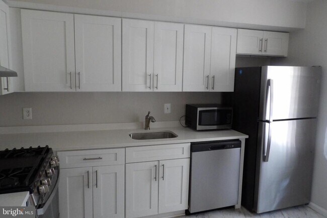 Foto del edificio - 762 Quince Orchard Blvd