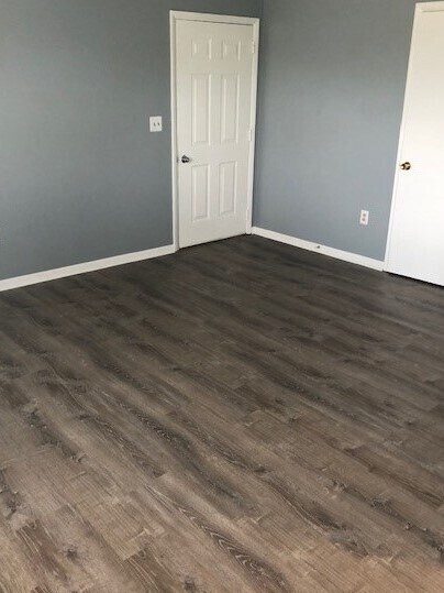 Living Room - 112 N Cleveland Ave