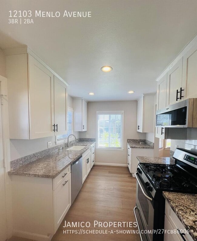 Foto del edificio - 12103 Menlo Ave