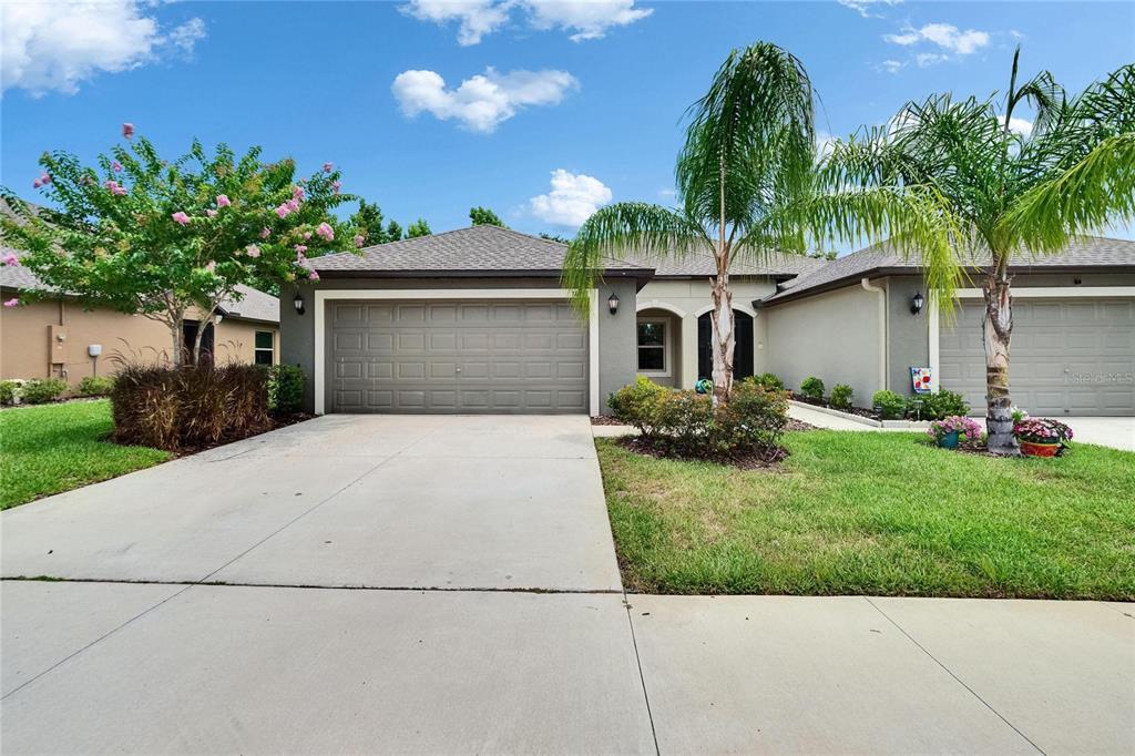 Foto principal - 14047 Weddington Ter