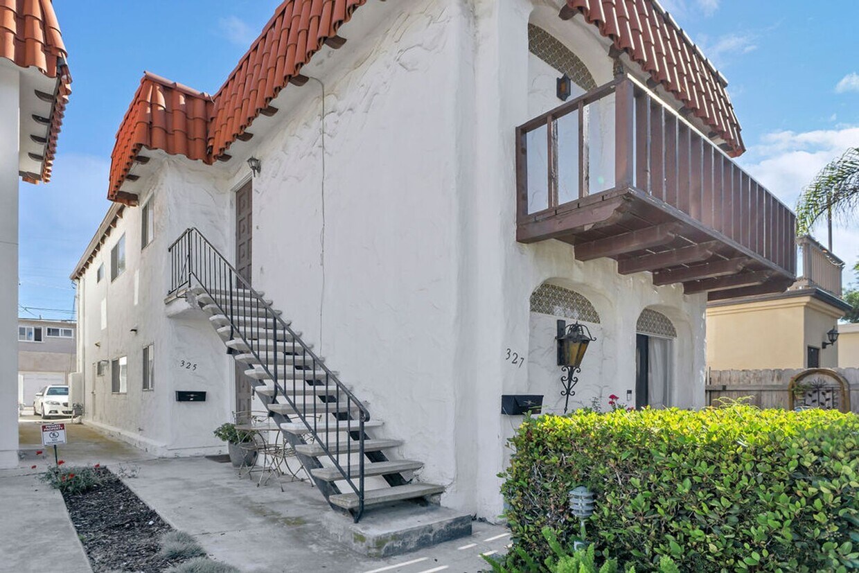 Foto principal - Rosemont St 325-327