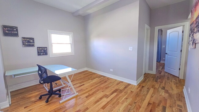 Foto del edificio - 1023 N Central Ave