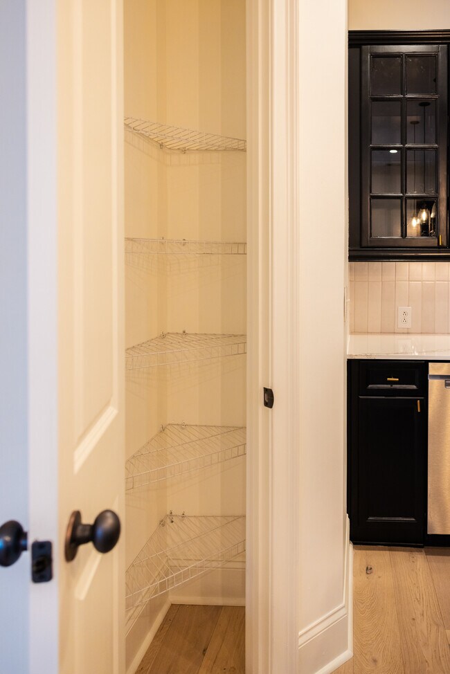 Foto del edificio - 3635 E Paces Cir