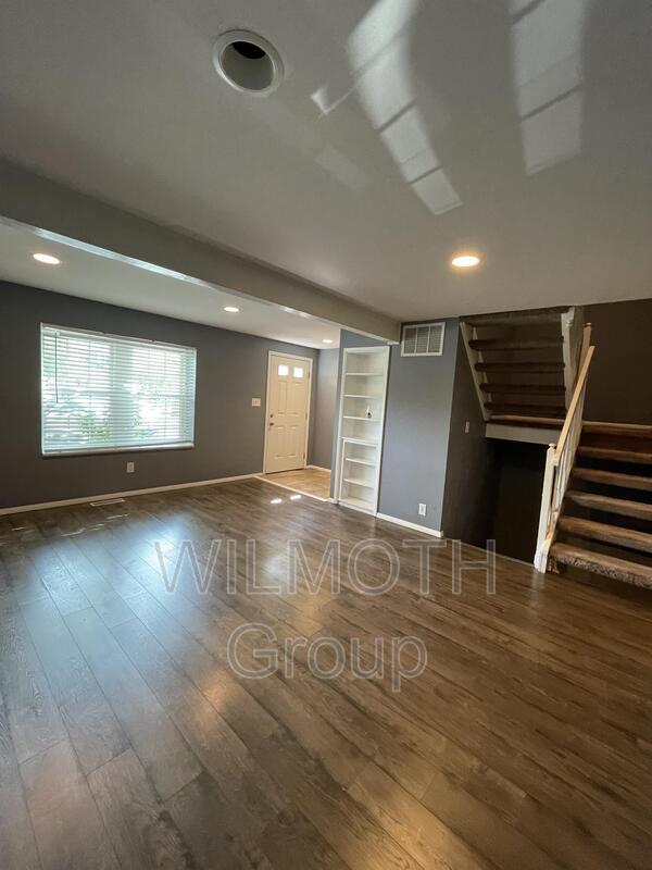 9507 Timber View Dr, Indianapolis, IN 46250 Condo for Rent in