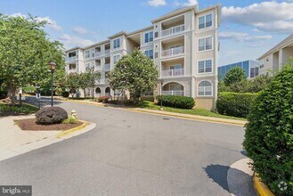Building Photo - 4561 Strutfield Ln