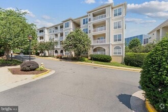 Building Photo - 4561 Strutfield Ln