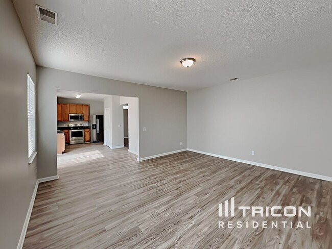 Foto del edificio - 240 Bassett Loop