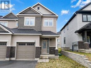 Building Photo - 17 Atop Ln