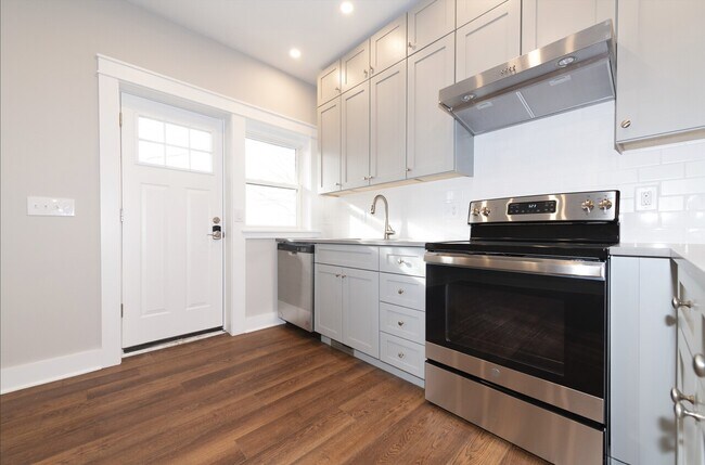 Building Photo - 2280 Bellfield
