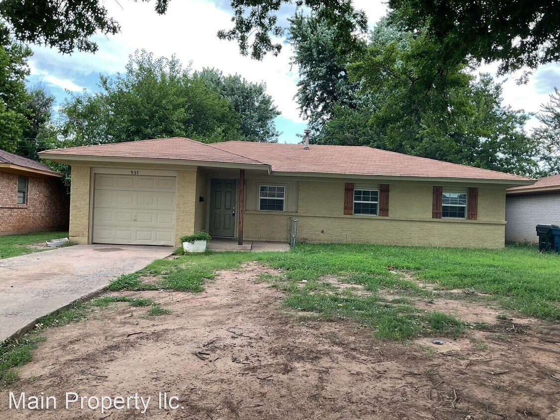Primary Photo - 3 br, 1.5 bath House - 937 Brown Drive