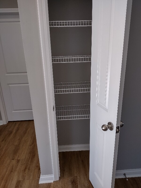 Foto del edificio - 227 E Oak St