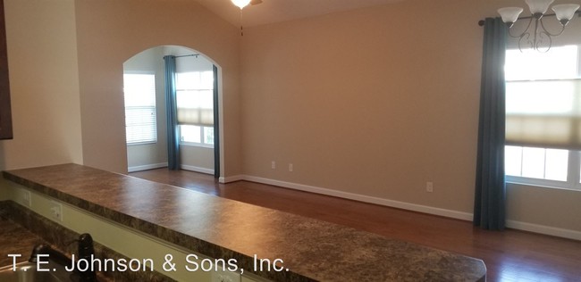 Foto del edificio - 2 br, 2 bath House - 1645 Preston Woods Dr