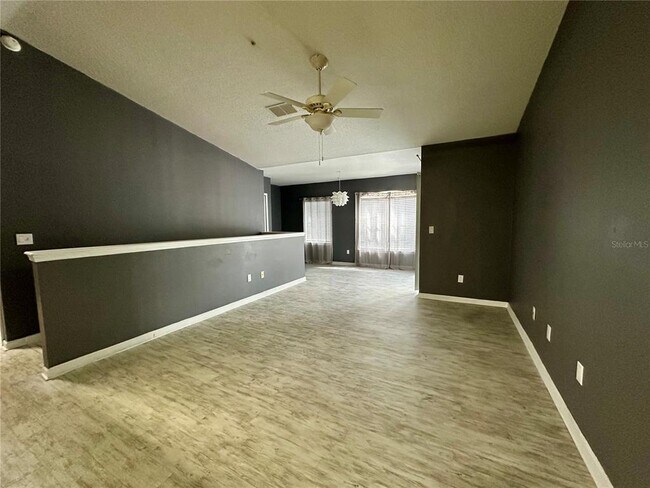 Foto del edificio - 4332 S Kirkman Rd