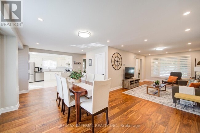 Building Photo - 147 Millard St