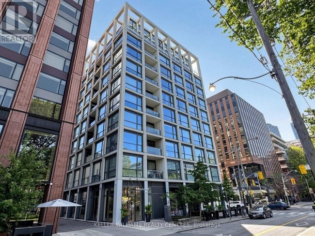 Building Photo - 39 Brant St