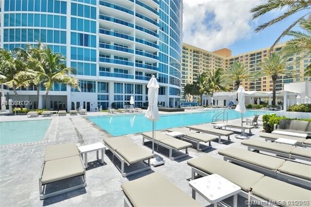 Building Photo - 2711 S OCEAN DR  2002