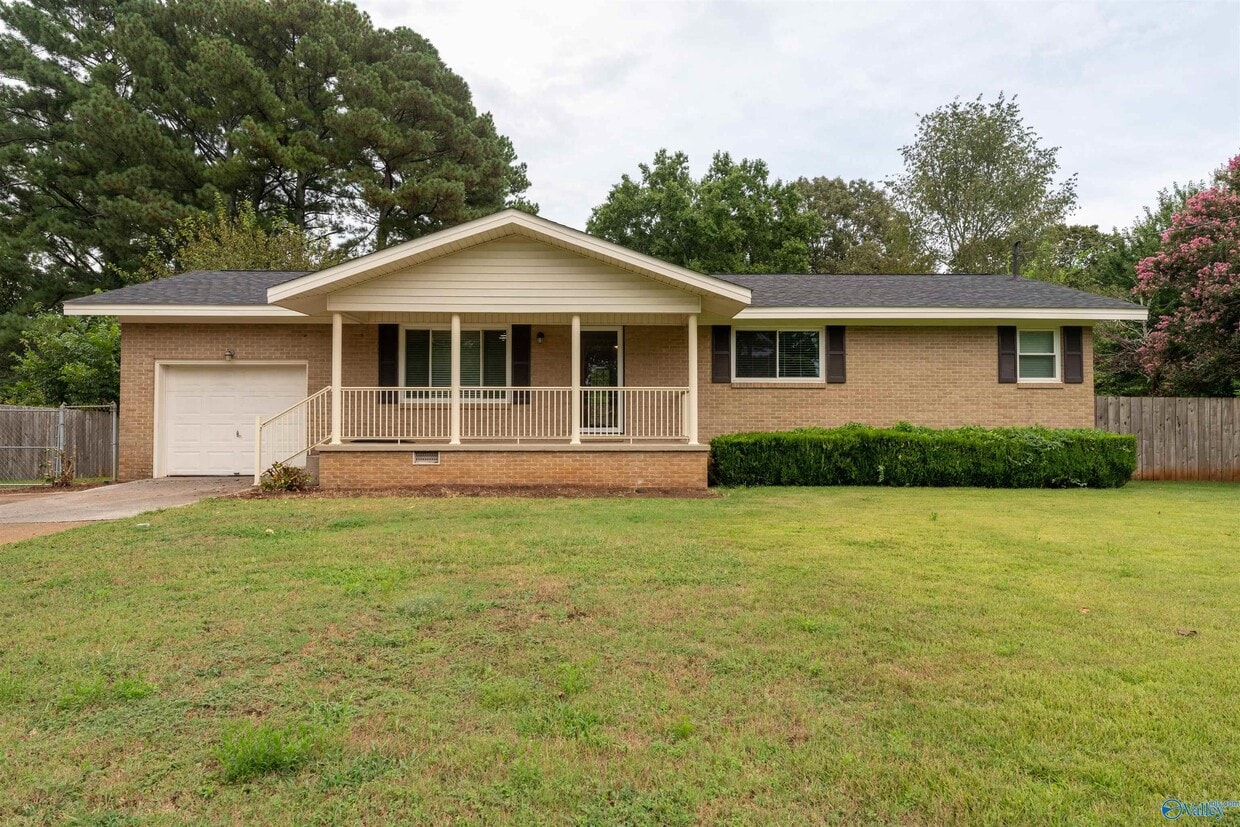 Primary Photo - 612 Marion Dr