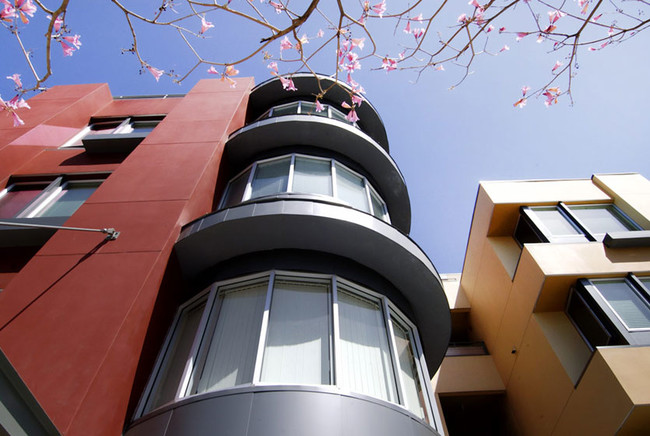 Building Photo - APT MESSINA