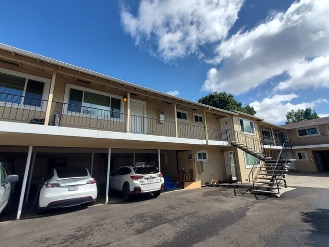 Building Photo - 631 Mariposa Ave
