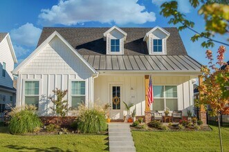 Building Photo - 6802 Summer Hill Cove