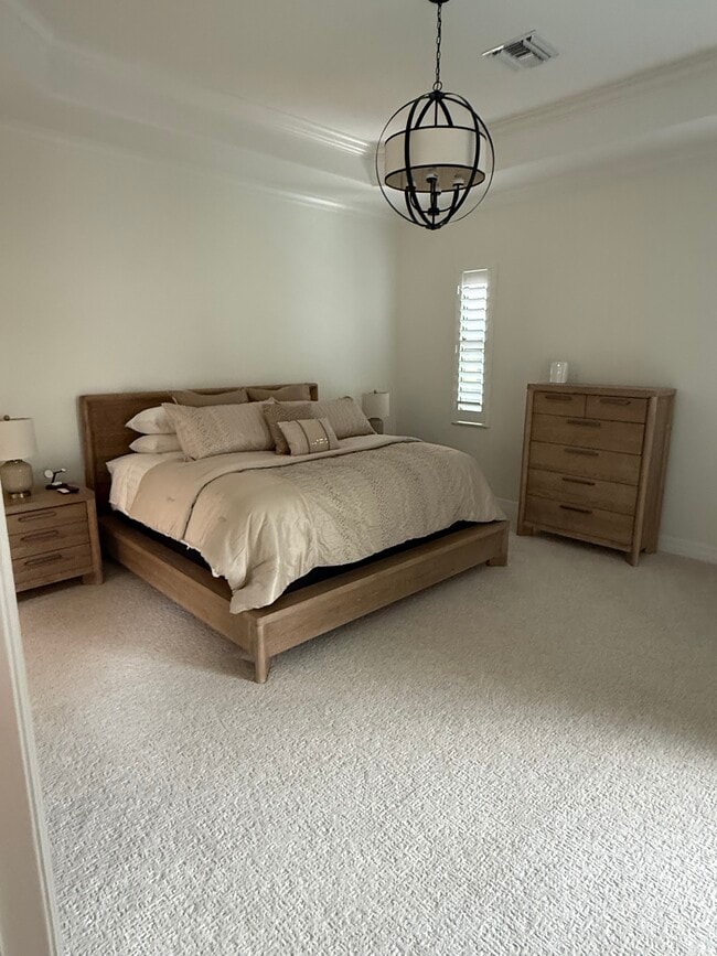 Large master - 2806 Aviamar Cir