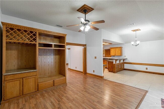Foto del edificio - 7604 N 21st St