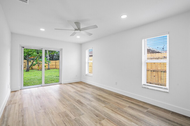 Building Photo - 1303 White Pine Dr