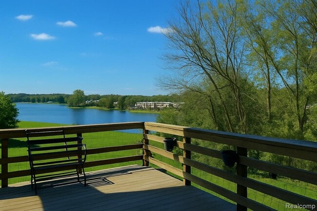 Foto del edificio - 19479 Scenic Harbour Dr