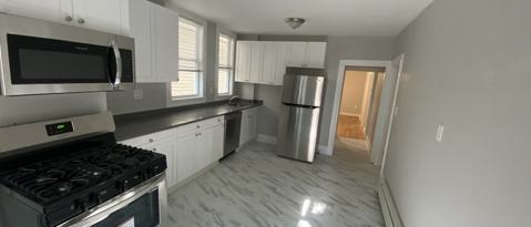 Building Photo - 205 Chelsea St