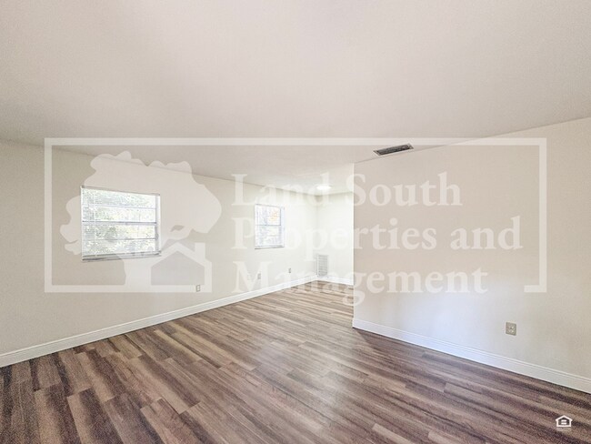 Foto del edificio - 1511 1/2 S. Dakota Avenue