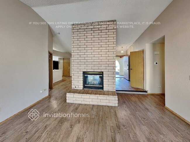 Building Photo - 832 Anchor Dr