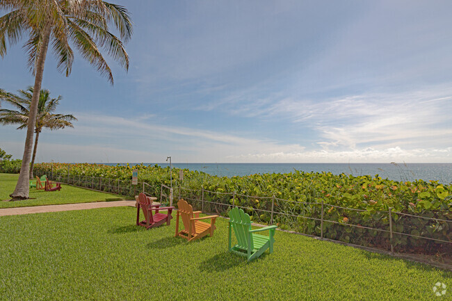 Beach Front - AMBASSADOR PALM BEACH