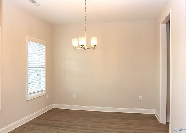 Building Photo - 114 Bella May Ln