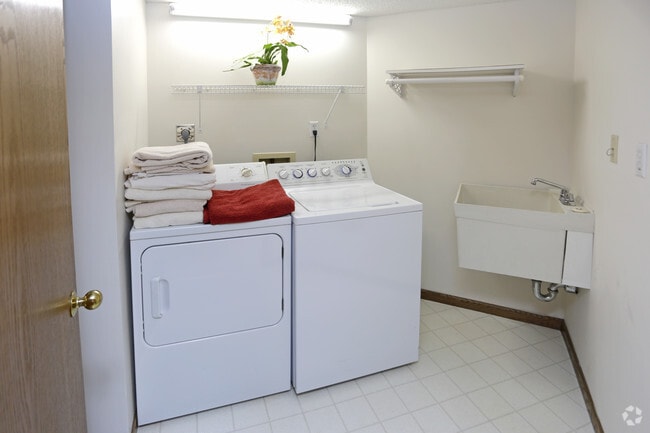 In-Unit Laundry - Southwirth Apartment Homes