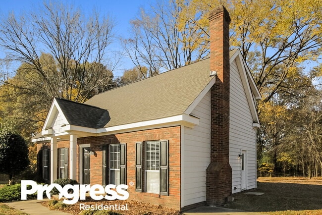 Building Photo - 5013 Farmview Dr