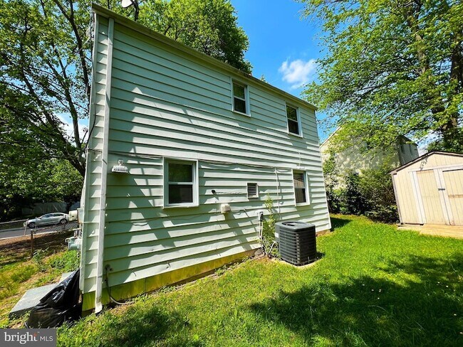 Foto del edificio - 7009 Hawthorne St