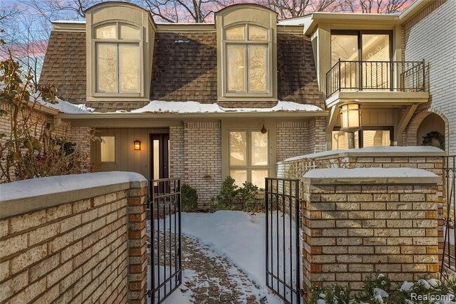 Foto del edificio - 1360 Bramblebush Run