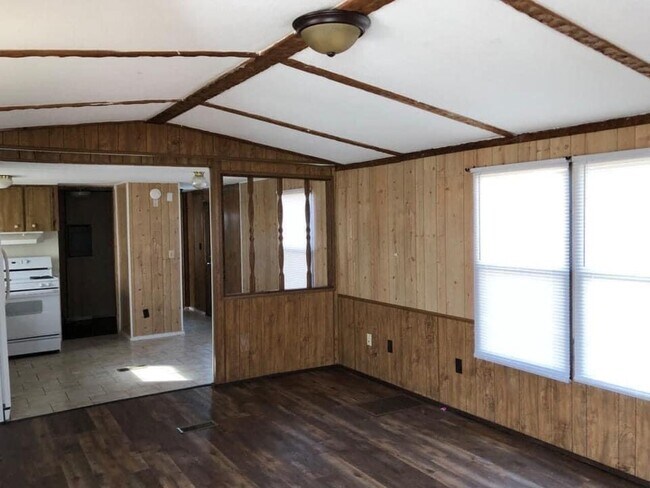 Building Photo - 4238 Hill