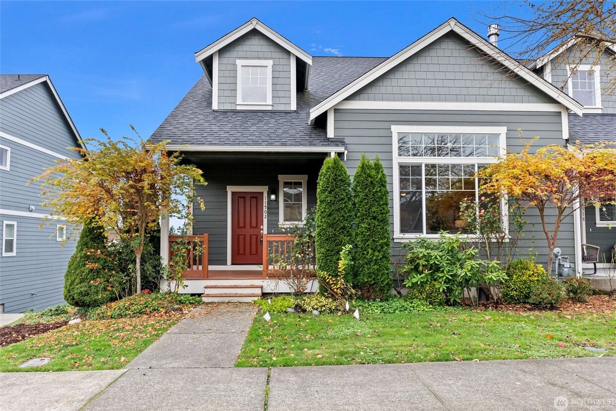 Primary Photo - End-Unit Townhouse in Harbor Crossing