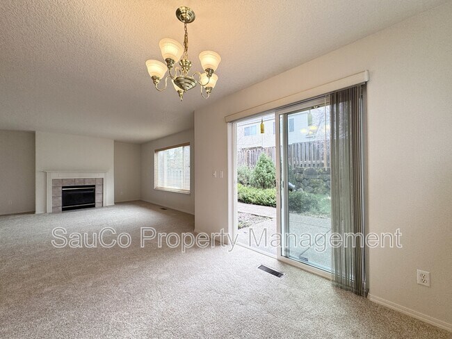 Foto del edificio - 16933 NW Arizona Dr
