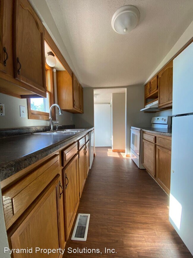 Building Photo - 3 br, 2 bath House - 5000 Hickman Rd